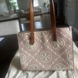 TORY BURCH MONOGRAM CONTRAST EMBOSSED TOTE