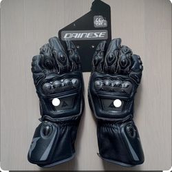 Dainese Full metal 6 Gloves XL NWT for Sale in Oakland, CA - OfferUp