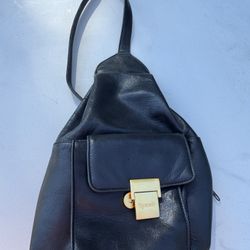 WOMENS Black Tingello Leather Handbag With 4 Pockets & Adjustable Strap
