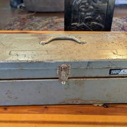 Vintage Handi Craft Toolbox 
