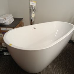 Freestanding Bathtubs In Different Styles And Sizes $149 & UP