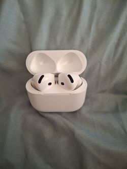 Air Pods 4