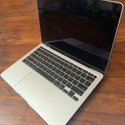 Macbook(broken Screen)