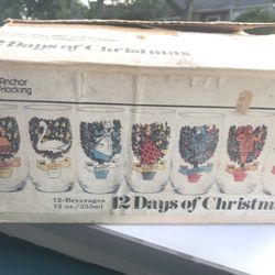 Vintage Glass Set In Box Only $20