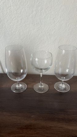 Set of 15 Clear wine Glass