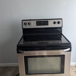 FRIGIDAIRE STOVE ELECTRIC
