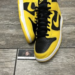 Nike Dunk High “Iowa”