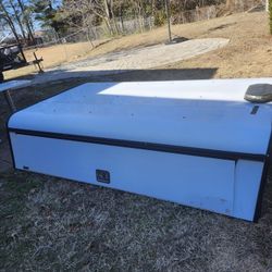 Camper 8 Feet