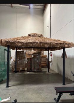 New 10'x10' Metal Frame Thatched Tiki Bar Gazebo Patio Gazebo with Straw Thatch Roofing