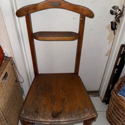 1997 Bombay Company Valet Chair Full Seat 