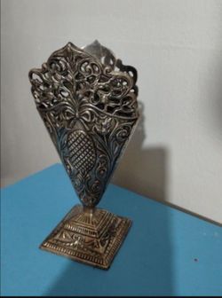 70's BRASS  FELIGRE FAN VASE 8" ×4"