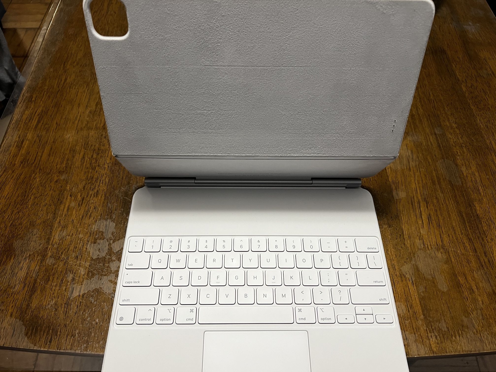 Apple Magic Keyboard: iPad Keyboard and case for iPad Pro 12.9 inch (3rd, 4th, 5th and 6th gen) and iPad Air (M2), Great Typing Experience, Built-in t