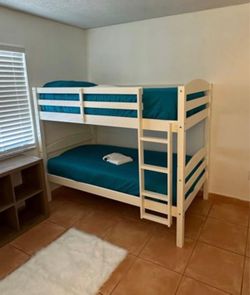 Bunk bed
