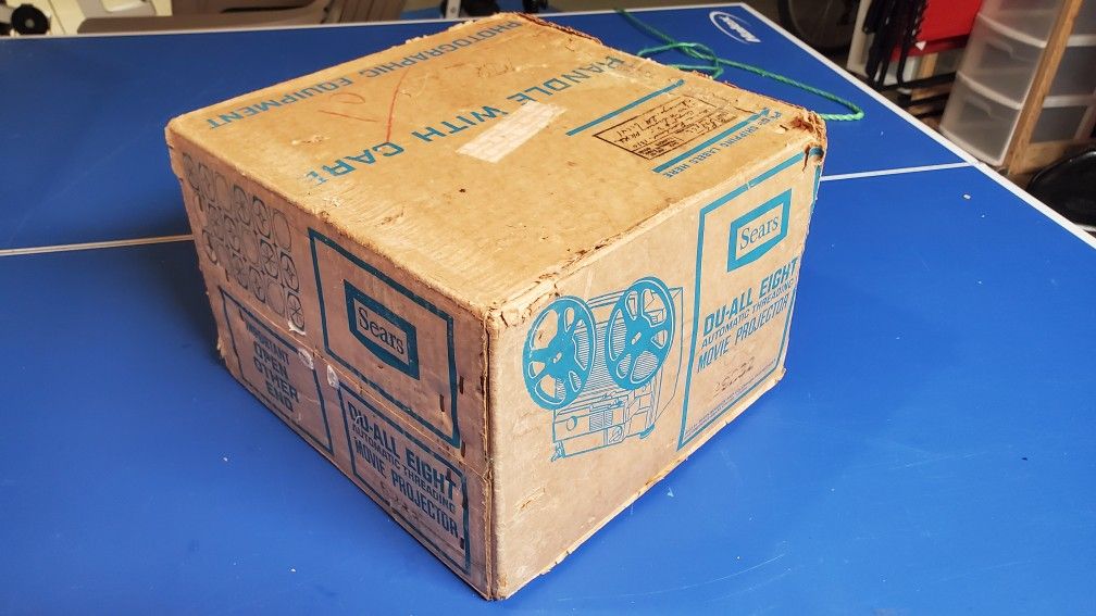 Vintage Sears Du-All Eight Super 8/8mm 9232 Projector-Great Shape