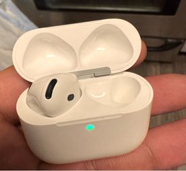 Apple AirPods 4