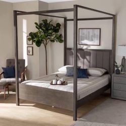 New King Size Platform Canopy Bed 