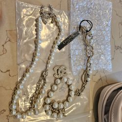 Pearl Bracelets Necklacs  Vintage Clearout!! 