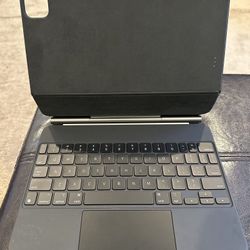 iPad Pro 11” and Magic Keyboard 