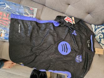 Kobe edition Barcelona new jersey.  2xl = xl in us size