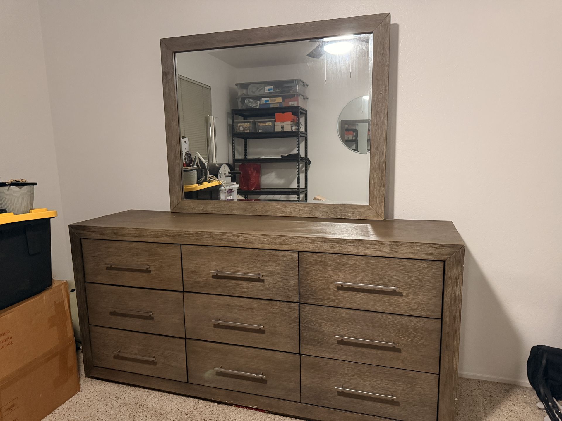 Dresser (used)
