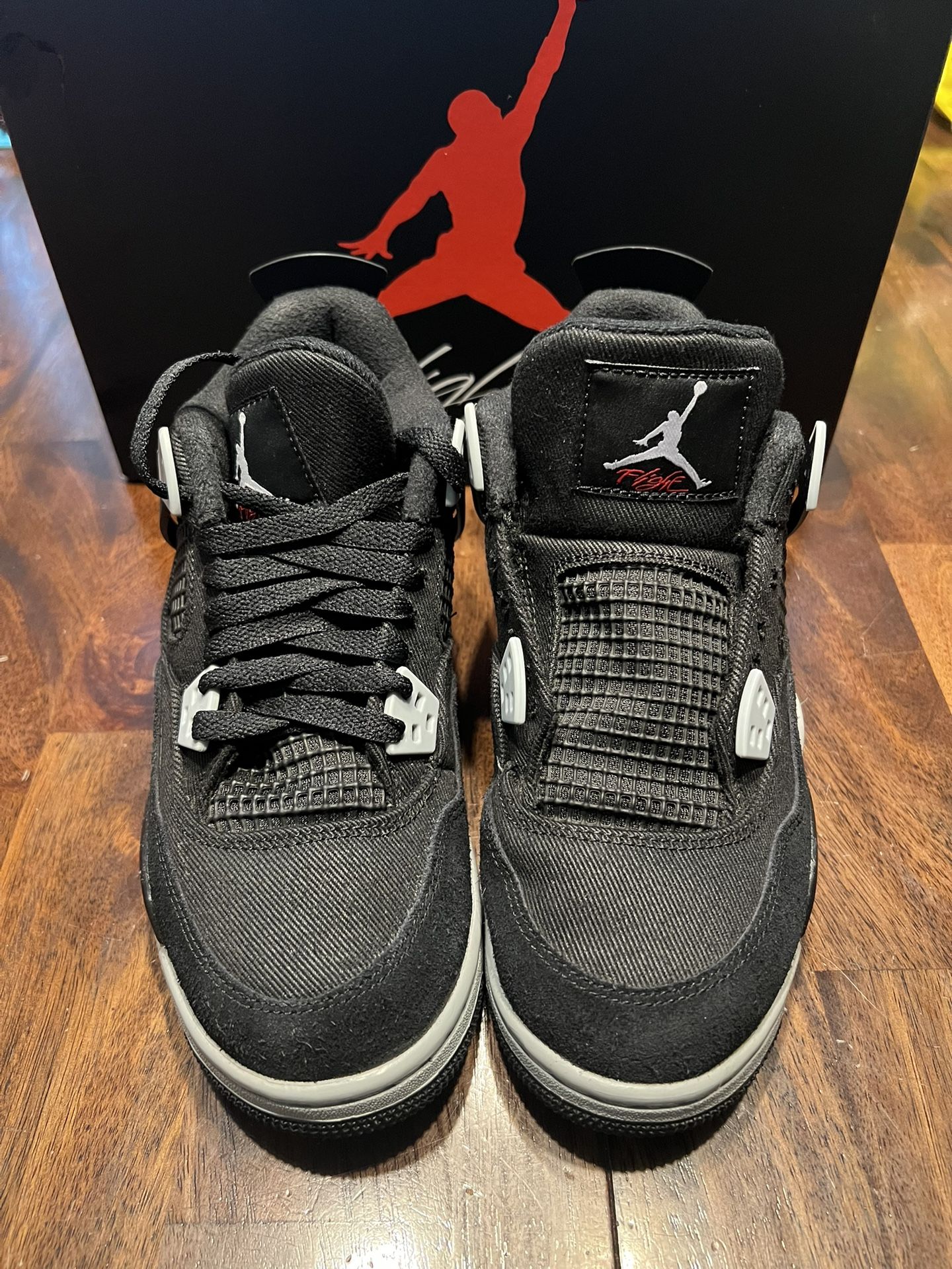 Jordan 4 Black Canvas!🔥(Size 6.5 Y)