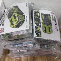 bunch of AMG GT building brick