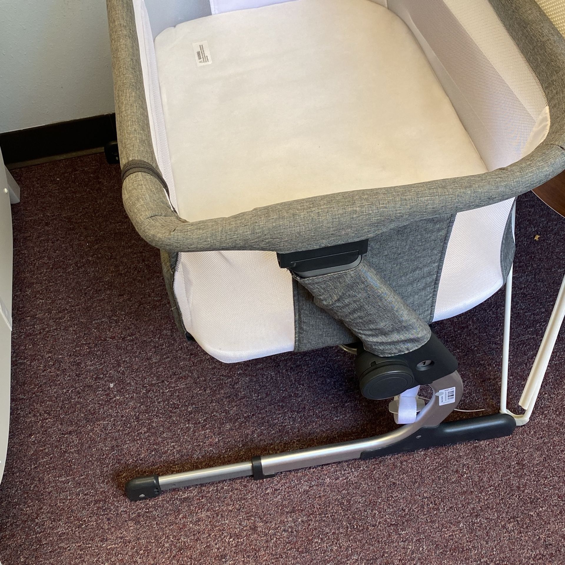 Baby Delight Bedside Bassinet