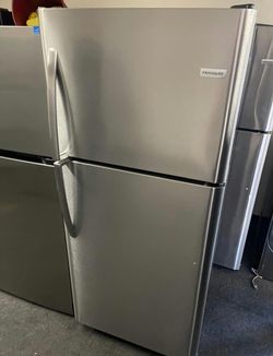 Great deal: Frigidaire Stainless Top Mount, adjustable shelves