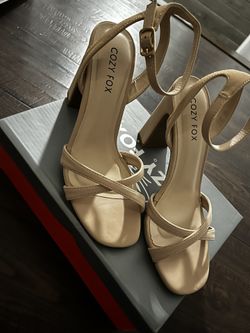 Nude Suede Block Heels Size 5 Women’s 