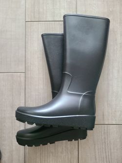 Just Fab Rainboots Rain Boots Black  Brand New Size 5.5