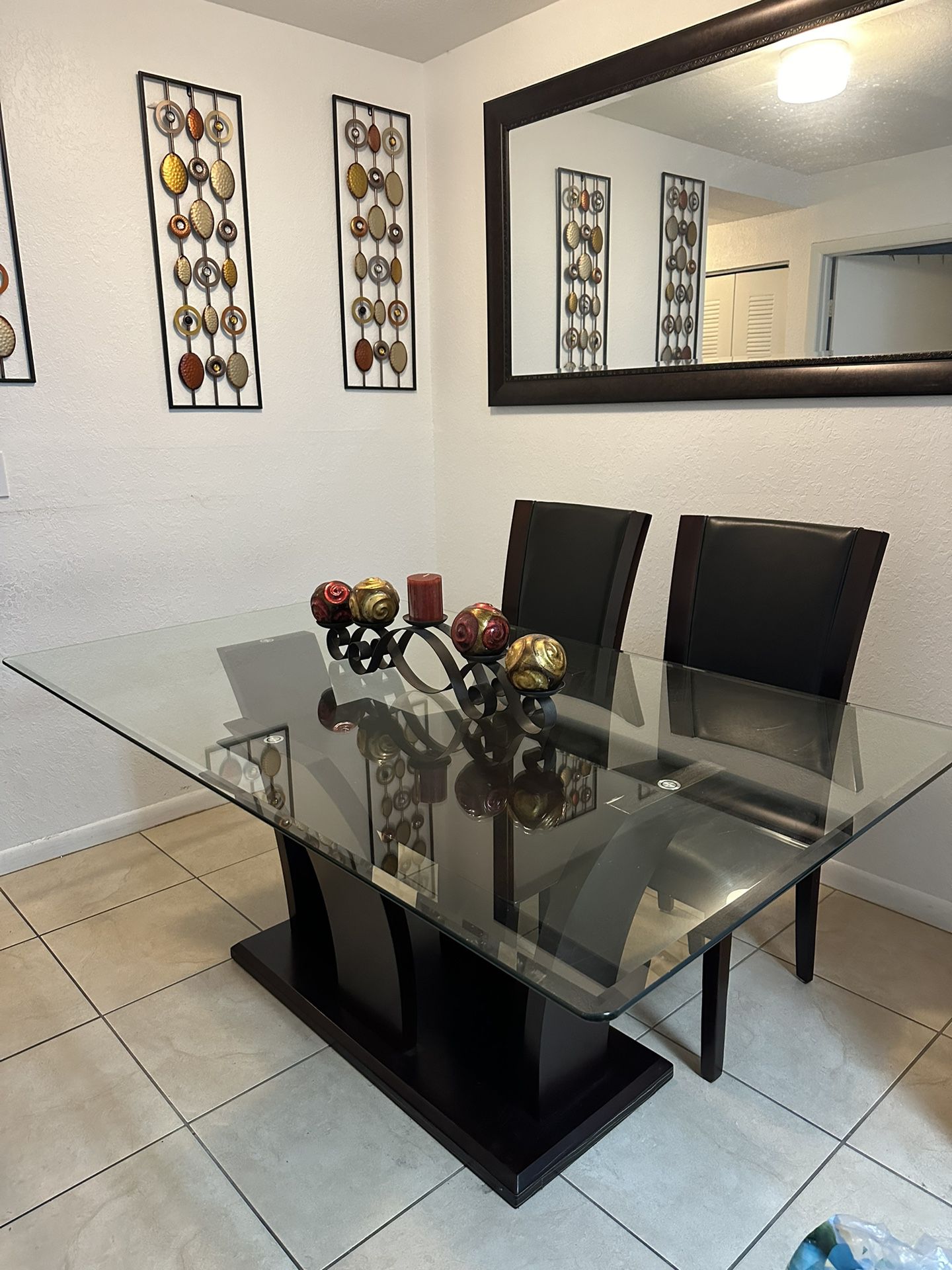 8 Piece dining table!