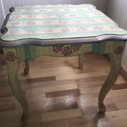 Vintage Shabby Chic Style Antique Table 