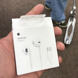 wired headphones usb-c