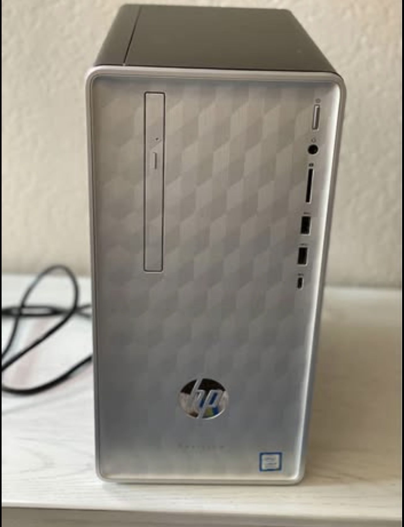 ⚡ Like-New HP Pavilion Desktop – 8th Gen i5 | 12GB RAM | 1TB Storage | Fast & Sleek! ⚡