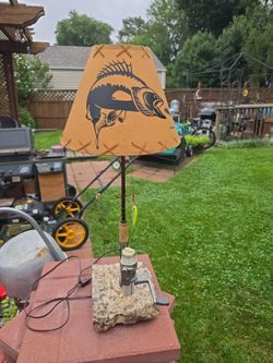 Fishing pole table lamp