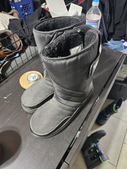 Snow Boots