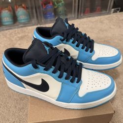Jordan 1 Low UNC
