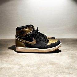 Jordan 1 Black Metallic Gold