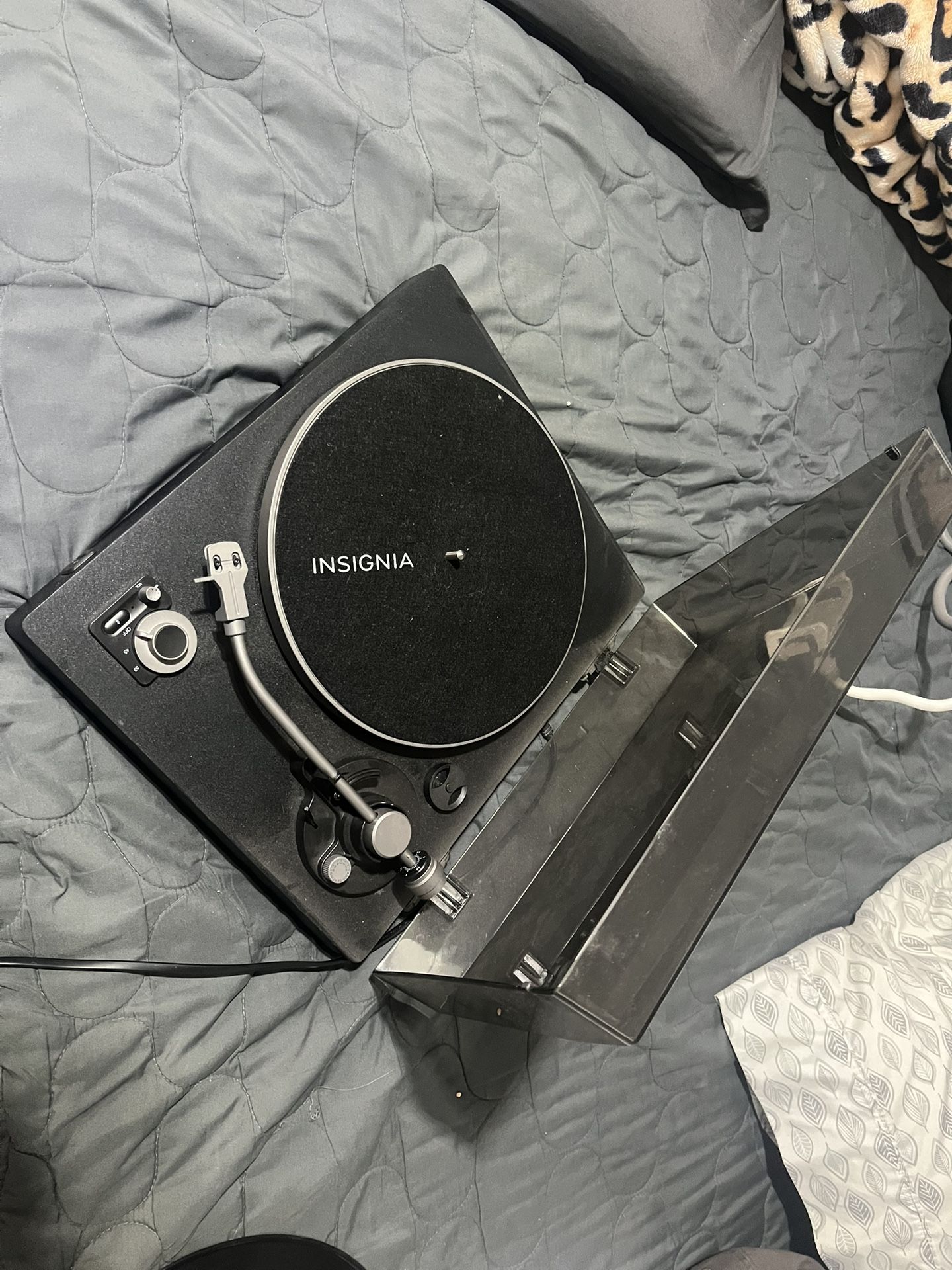 Insignia Vinyl Record Player