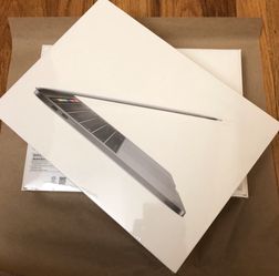 Brandnew MacBook Pro 13”Touch Bar (mid 2019)