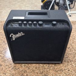Fender Mustang LT25 Amp