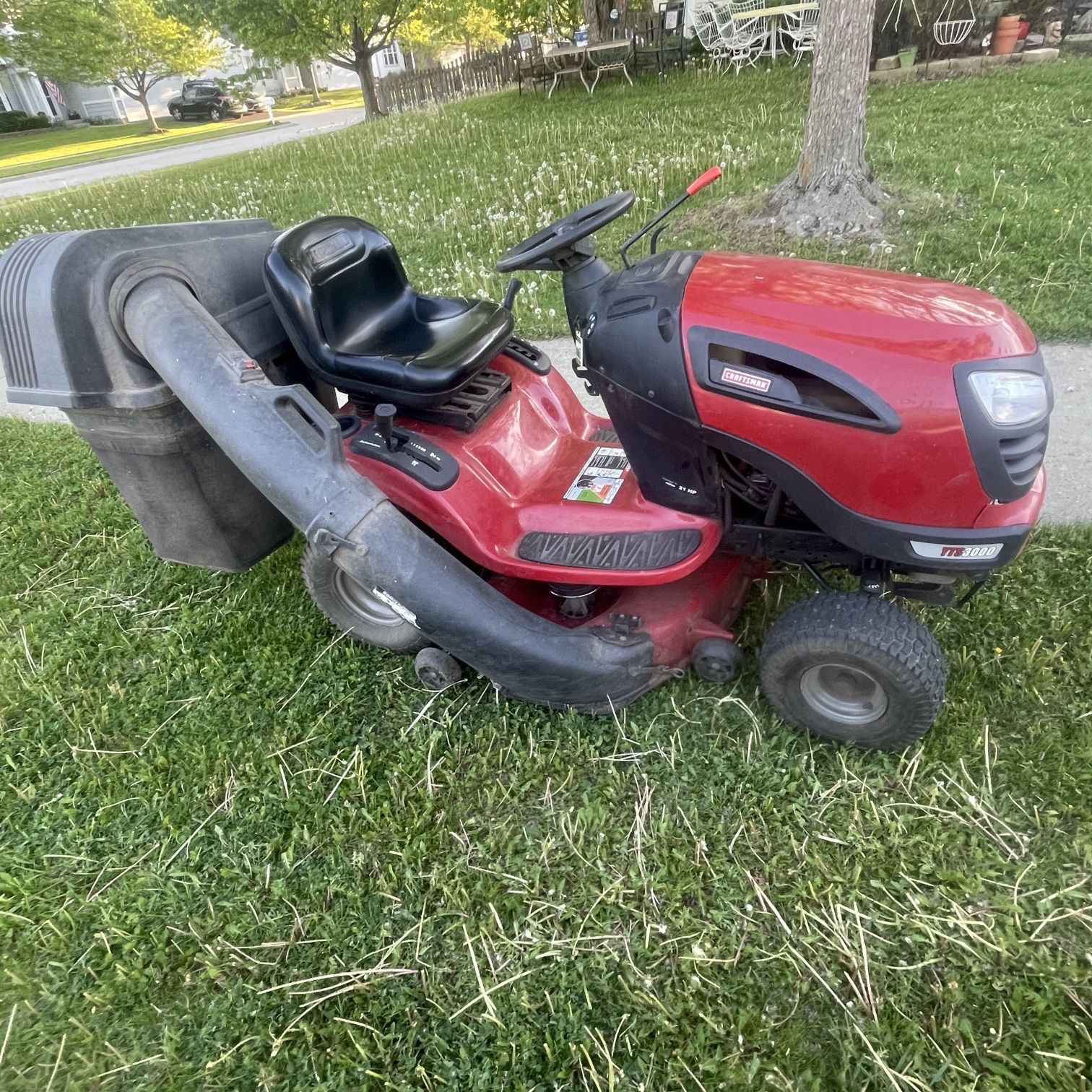 Craftsman Yts 3000 Riding Lawn Mower With Bagger System Runs Great See Details for Sale in Gilberts IL OfferUp
