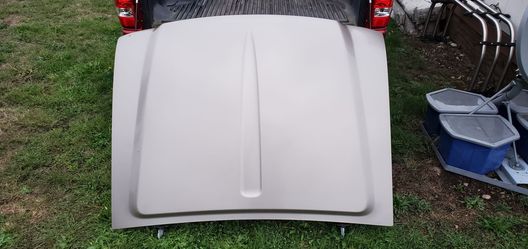04+ ford ranger hood
