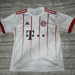 BAYERN MUNICH JERSEY