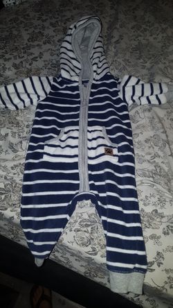 Baby cloths 0-3 3-6 6-9