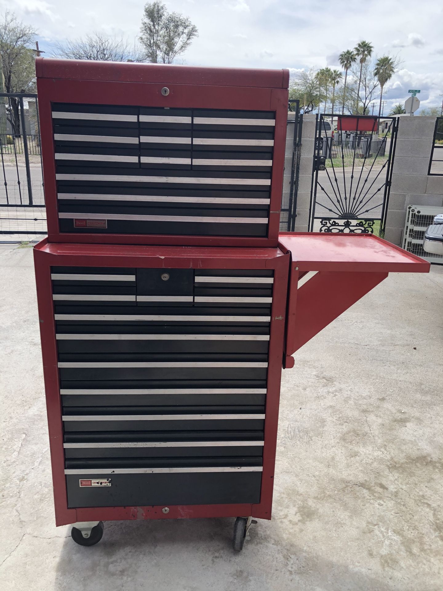 Craftsman Rolling Tool Box with Removable Side Tray for Sale in Tucson