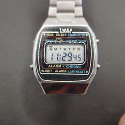 Vintage 1987 Timex 30mm Women's Digital Quartz Sports Watch Stainless Steel Fully Res-tored 