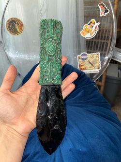 Obsidian knife