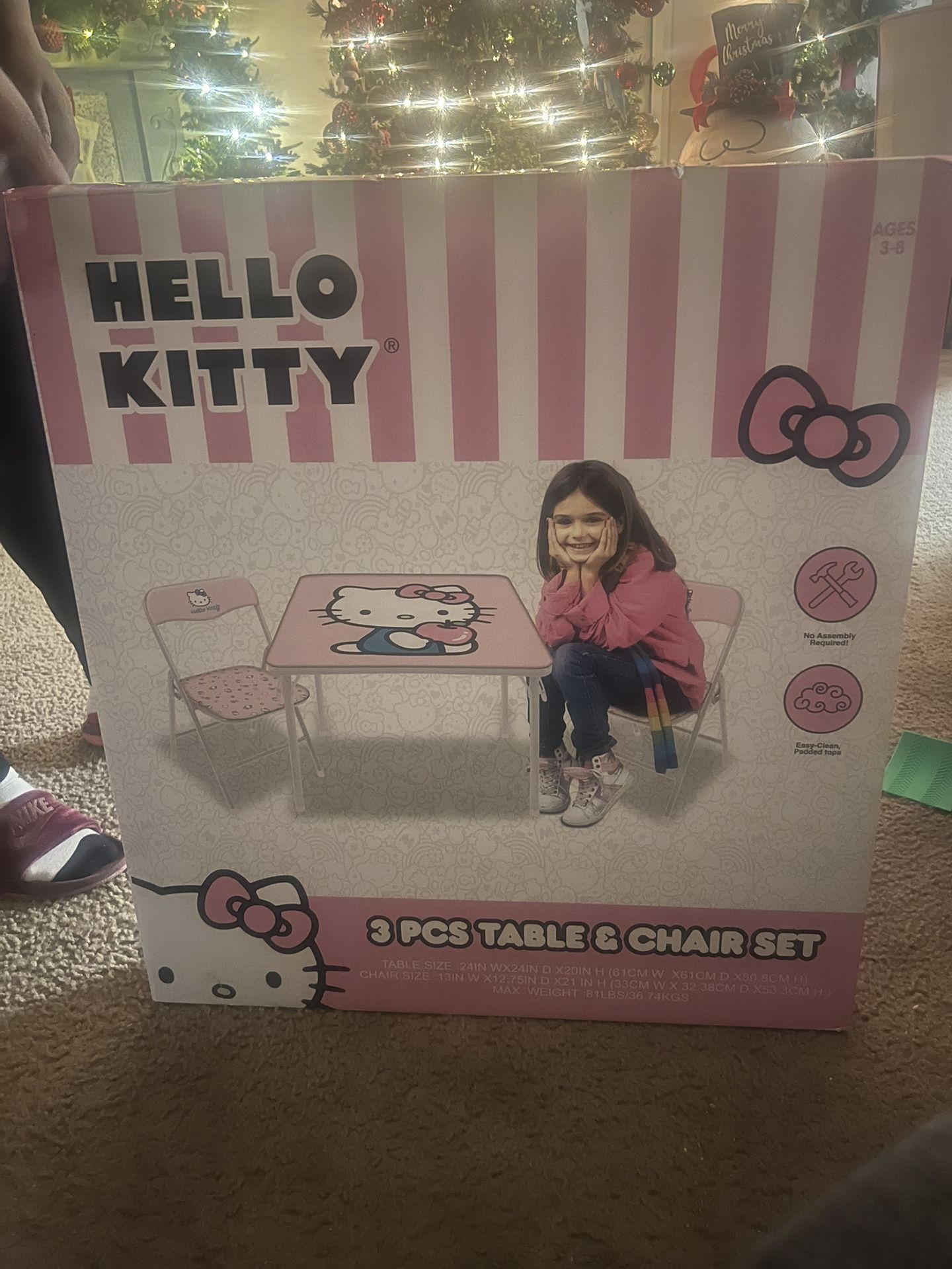 Hello Kitty Table