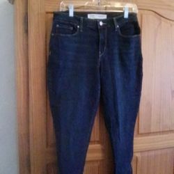Women's Levi Jeans 